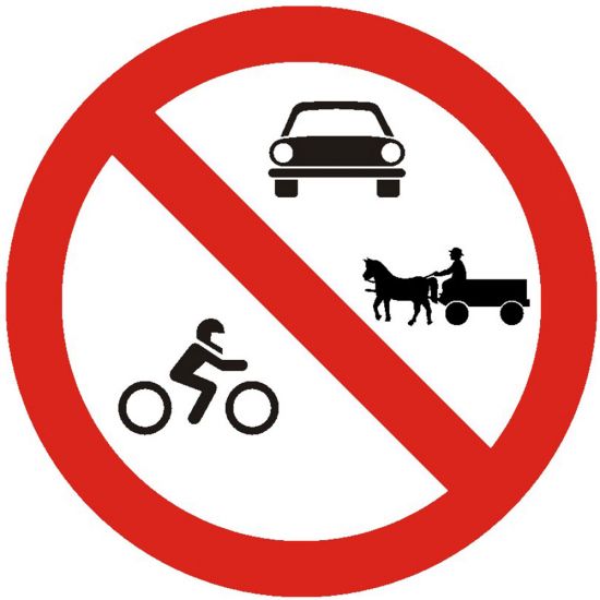 Indicator de interzicere sau restrictie C15 accesul interzis autovehiculelor si vehiculelor cu tractiune animala 600 mm folie reflectorizanta clasa 1 otel vopsit